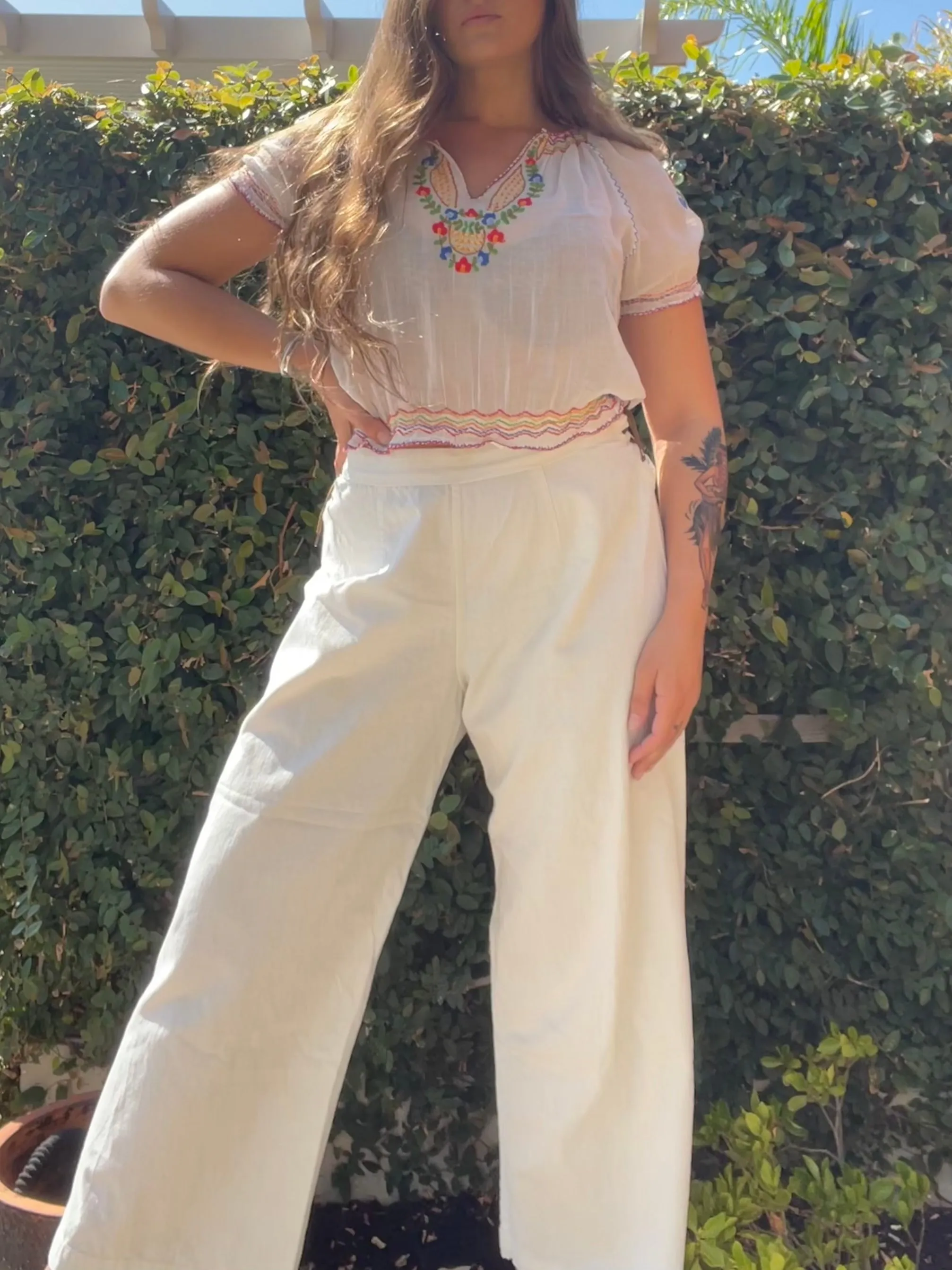 1930s Hand Embroidered Yugoslavian Fine Cotton Peasant Blouse