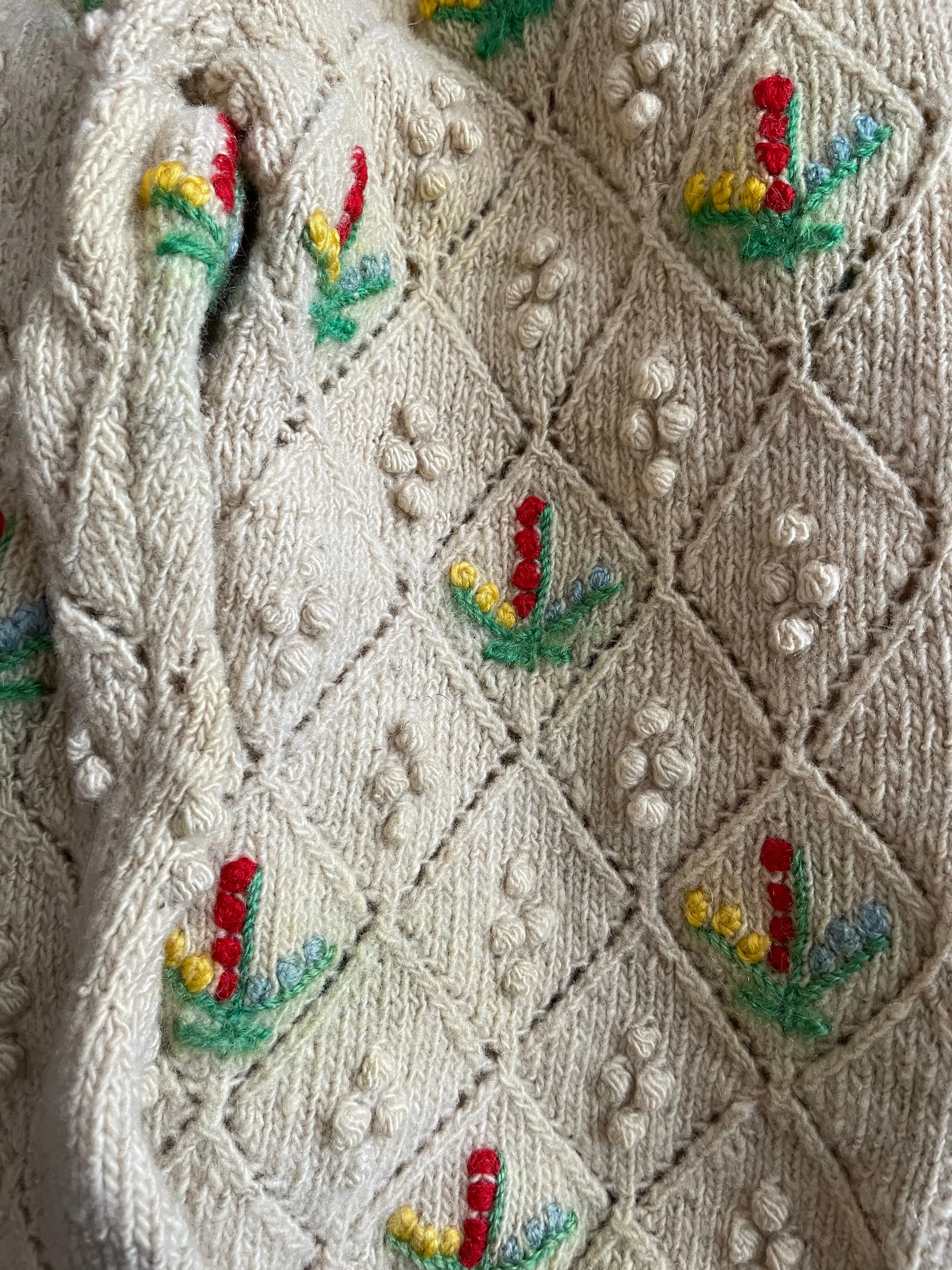 1930s Pocorn Wool Knit Folk Puff Sleeve Cardigan