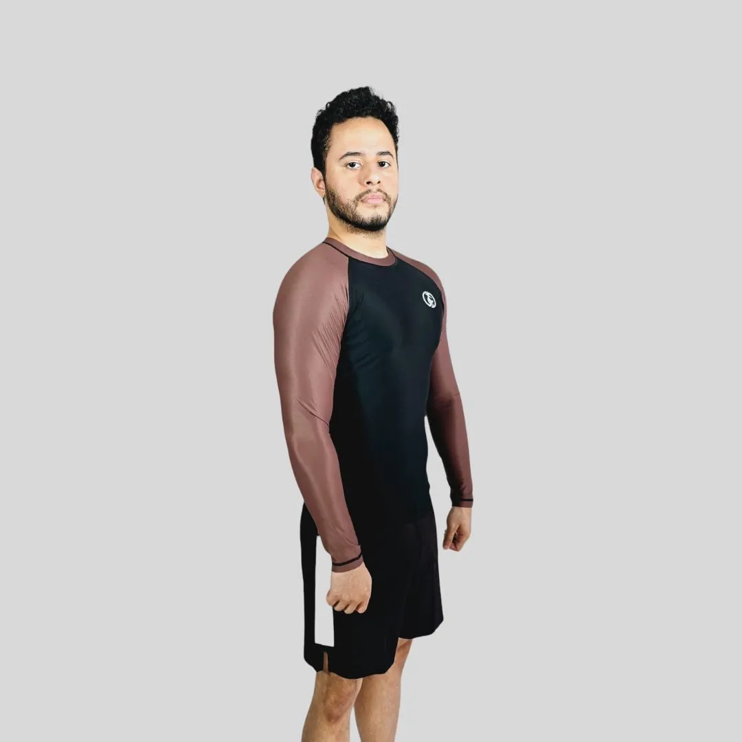 ADULT RASH GUARD F/S PRO RANKED BLK & BROWN