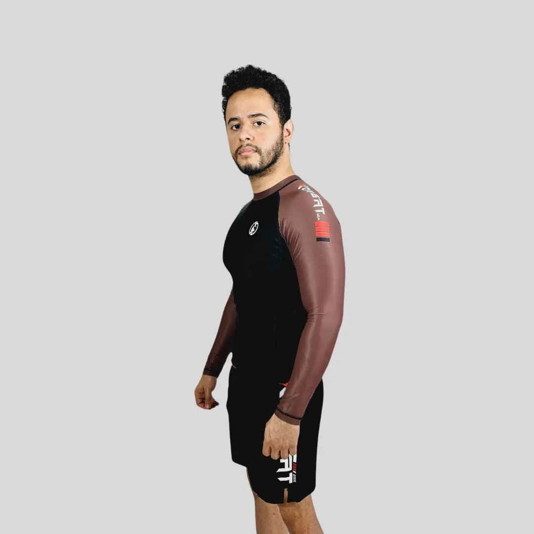 ADULT RASH GUARD F/S PRO RANKED BLK & BROWN