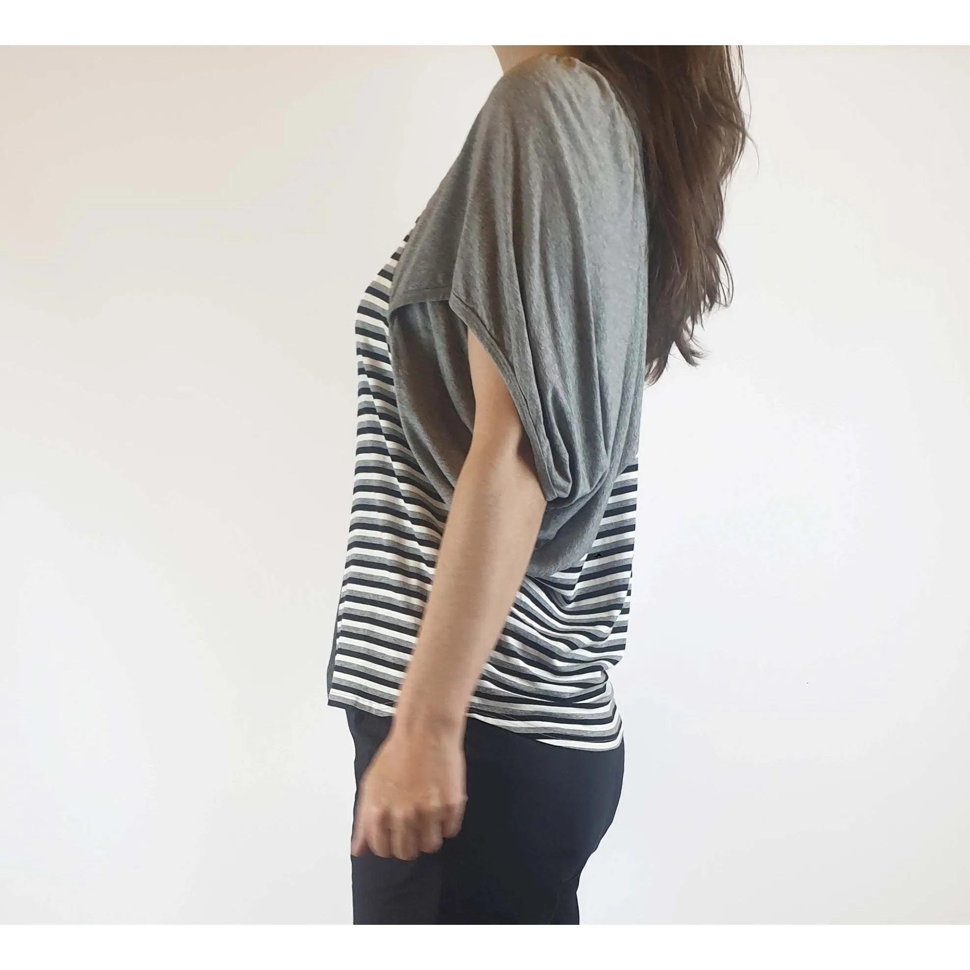 Deborah Sweeney preloved oversize batwing top size XS (best fits size 8)