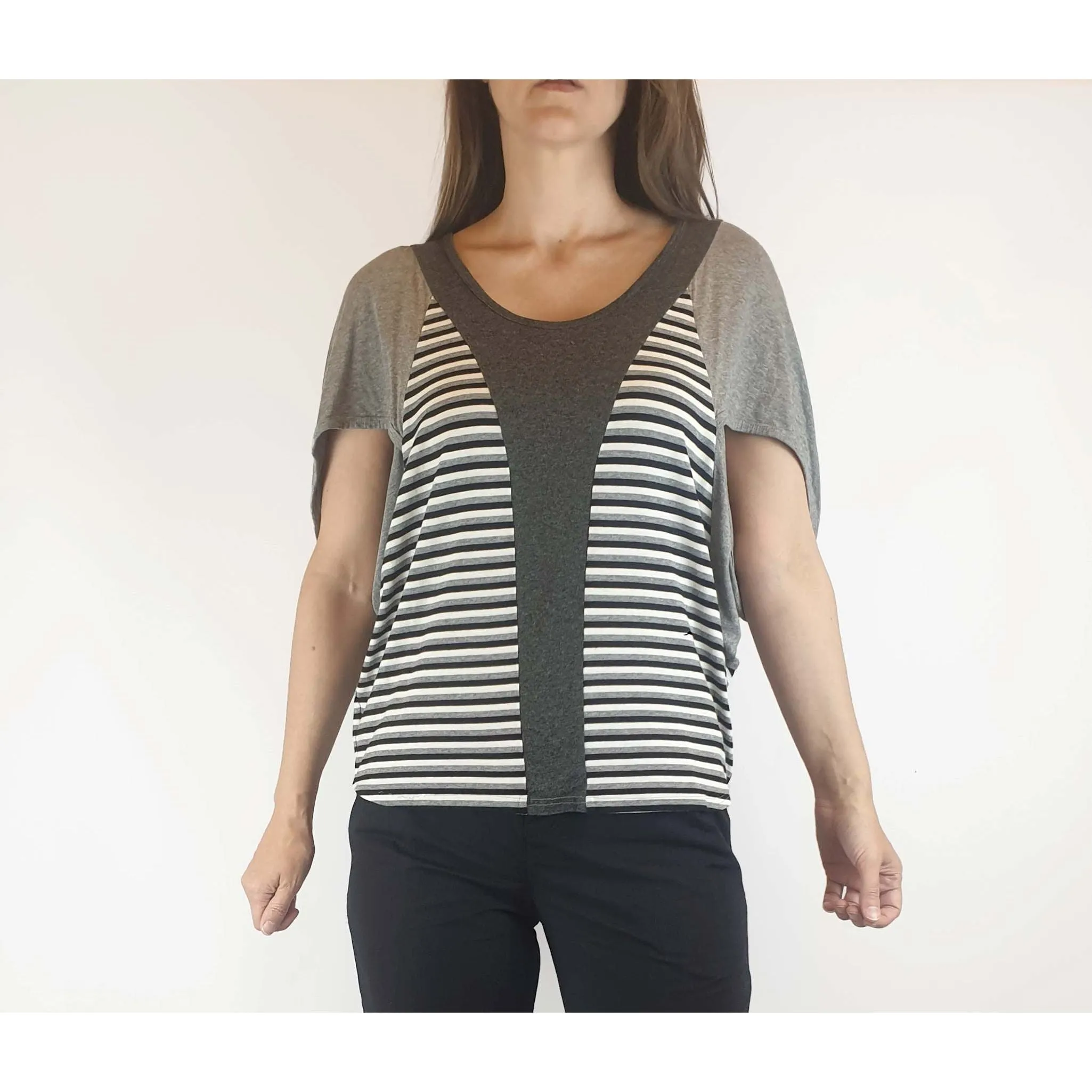 Deborah Sweeney preloved oversize batwing top size XS (best fits size 8)