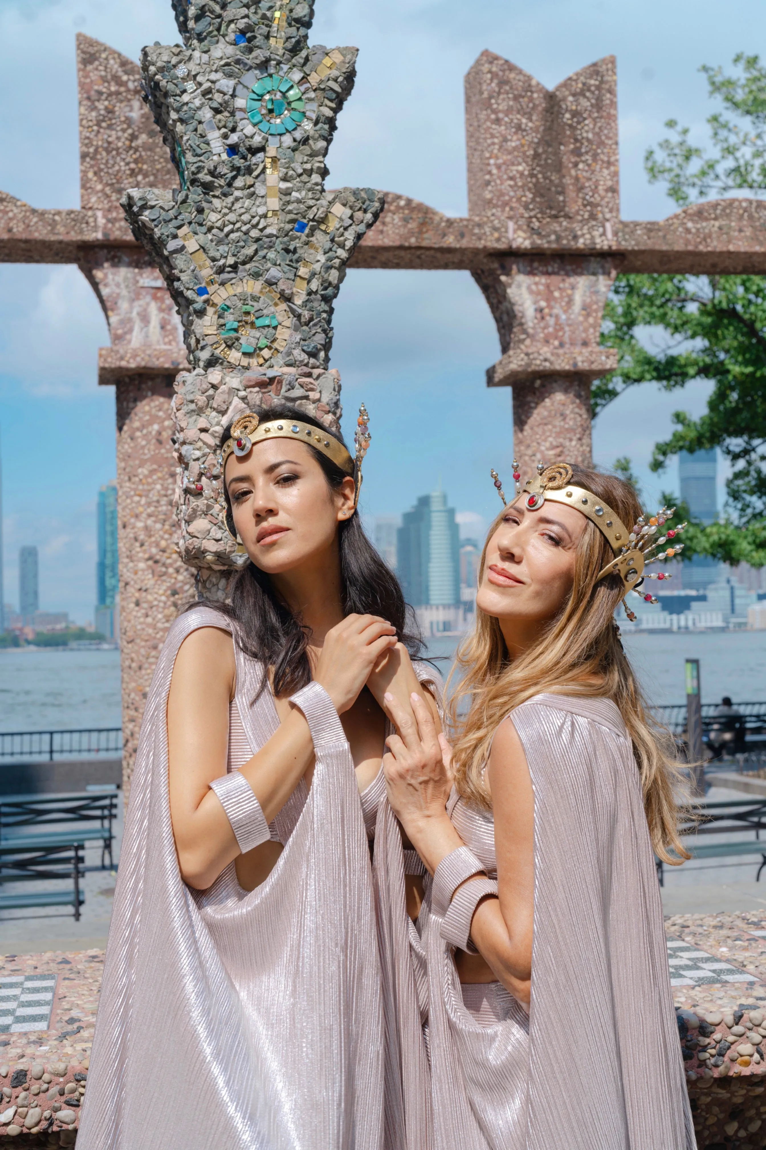 Goddess Tiara by Bruna Abreu