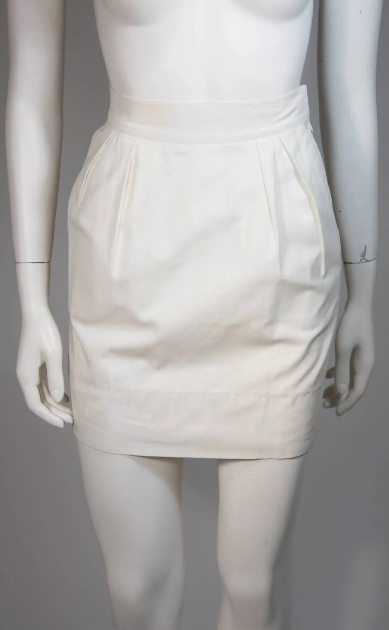 HERMES Khaki and White Safari Style Skirt Suit Size 2-4