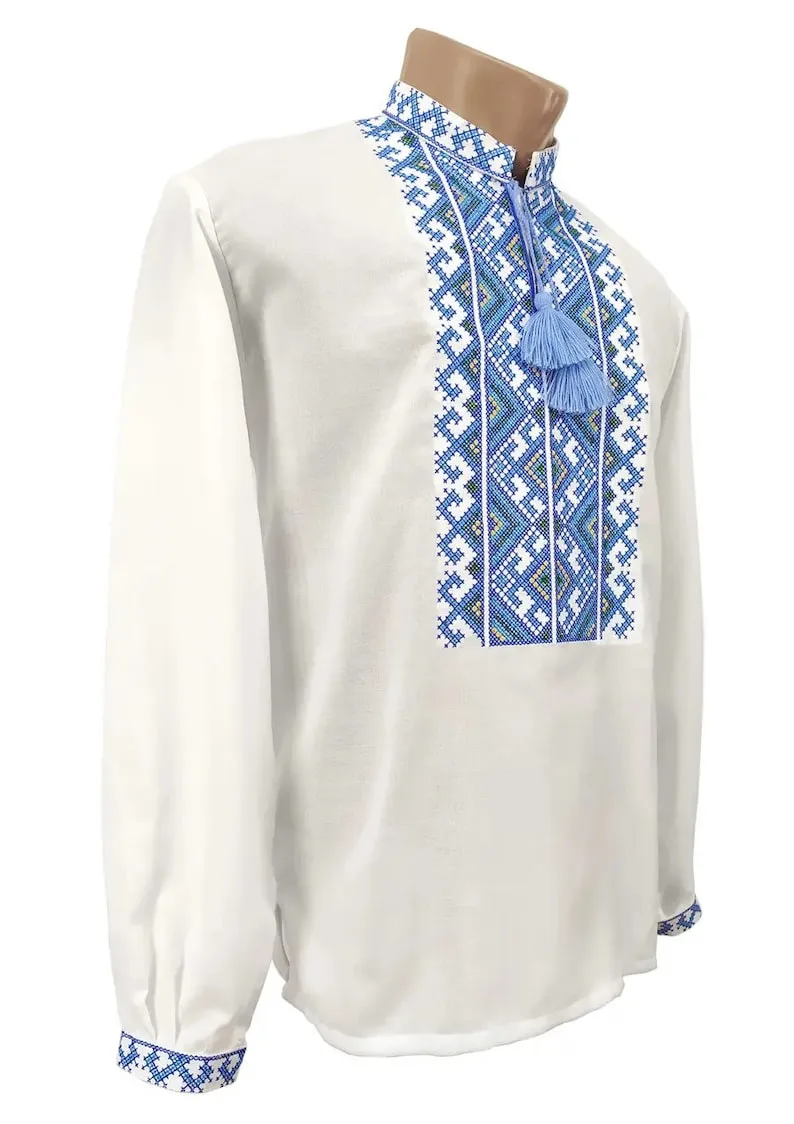 Men's embroidered shirt made of homespun fabric