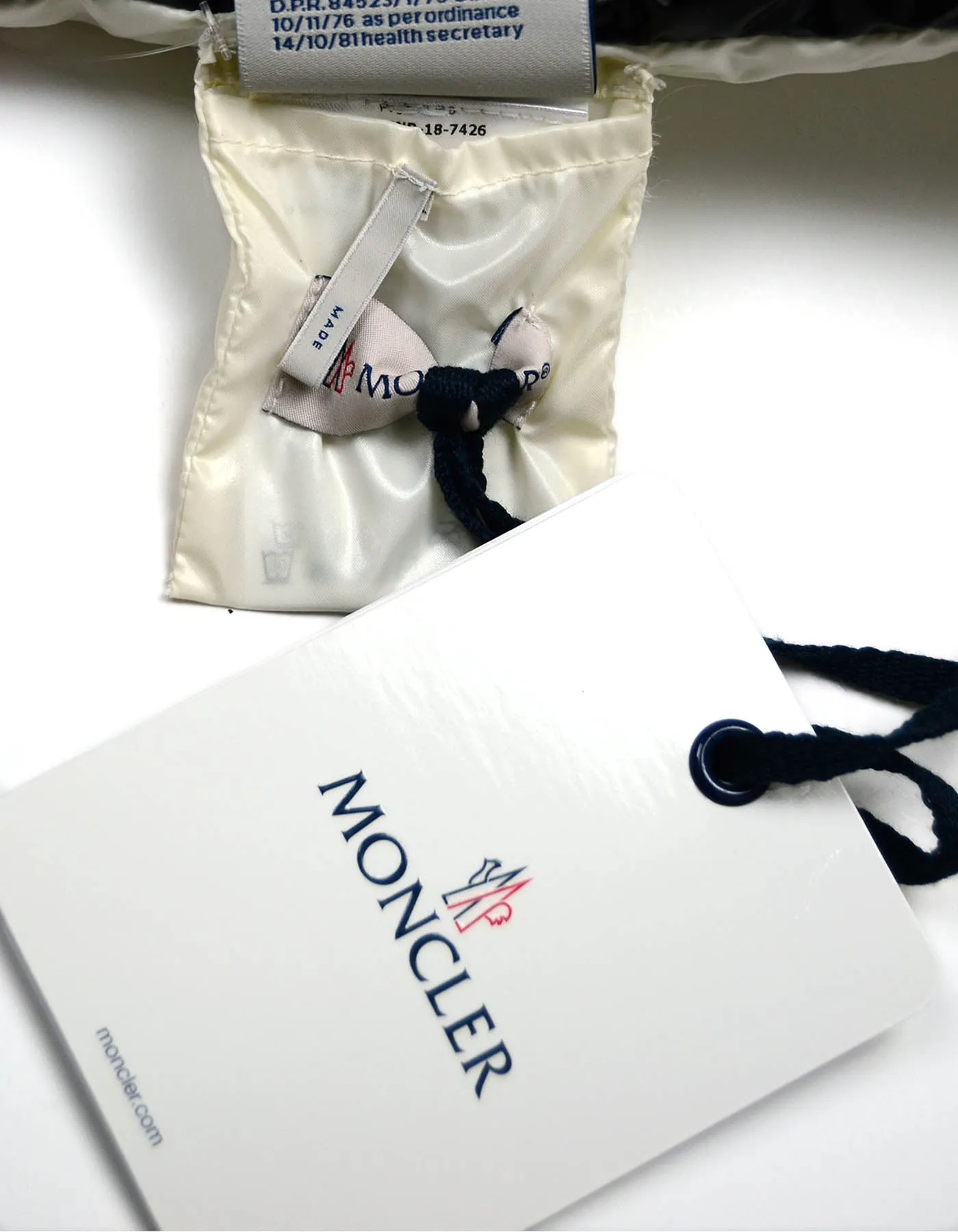 Moncler NWT Black Puffer Scarf