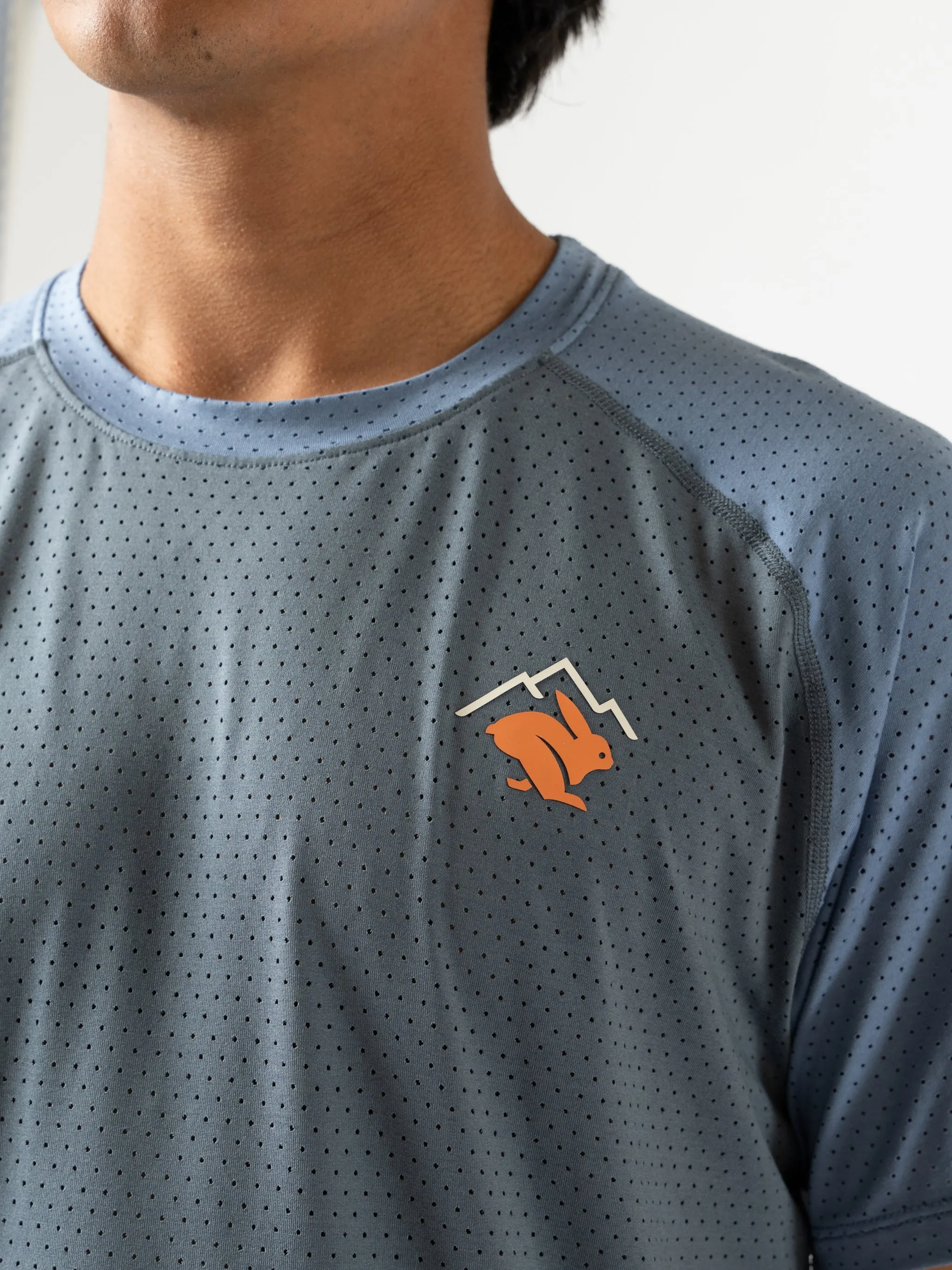 rabbit | EZ Tee Perf SS Trail | Men's | Stormy Weather