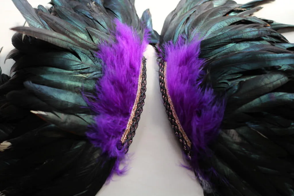READY FOR HALLOWEEN . Shoulder Wings feathers: black and purple
