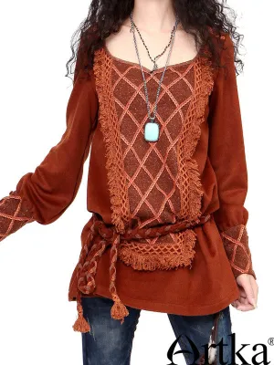 turn around tassel folk top