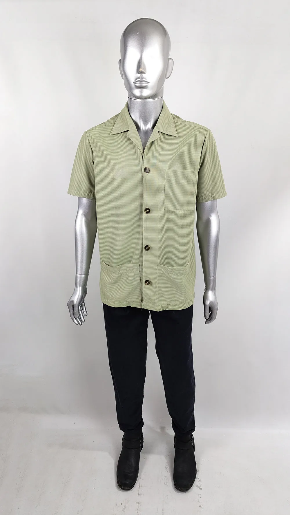Vintage Mens Green Khaki Mesh Safari Shirt, 1960s